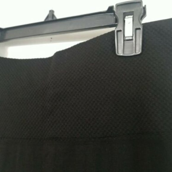 Maternity Leggings - Picture 3 of 9